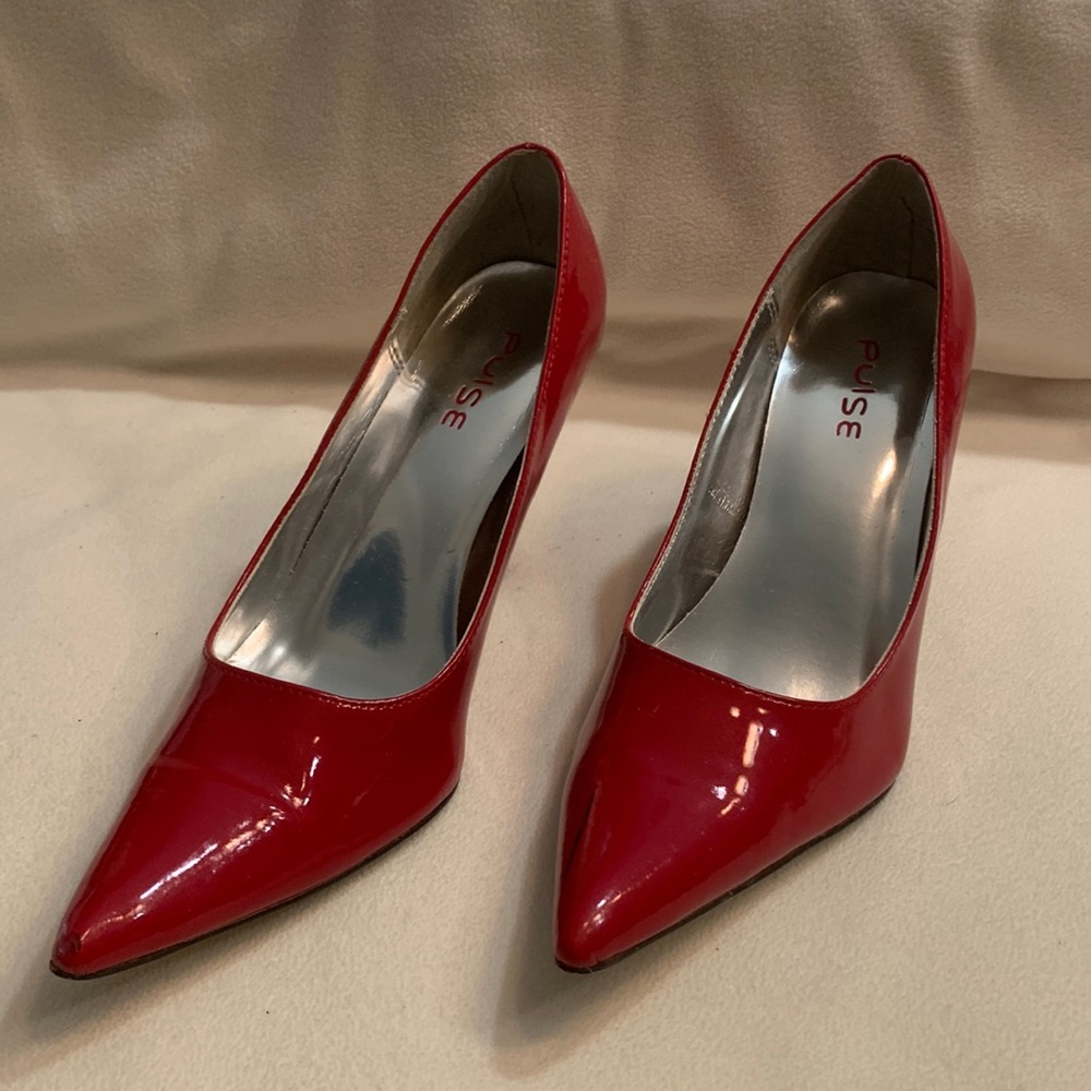 👠 Red Pulse Heels Heels 8.5